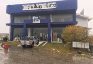 850.000 €, Spațiu comercial