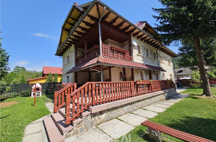 Casă - 15 camere de vanzare BUCURESTI - Bucuresti anunturi imobiliare Bucuresti