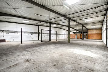 Hală Arad 883 mp anunturi imobiliare Arad