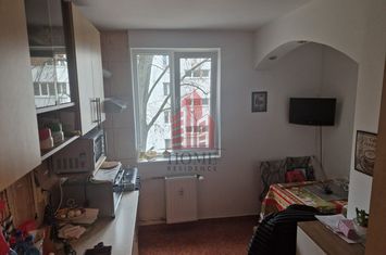 Titan- 1 Decembrie- Ap- 3 Cam- Mutare rapida- Etaj 2/4- Zona linistita anunturi imobiliare Bucuresti