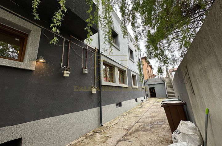 Vanzare - Proprietate cu Potential-Locuinta si Business anunturi imobiliare Bucuresti