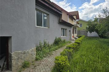 Casă - 8 camere de vanzare PREJMER - Brasov anunturi imobiliare Brasov