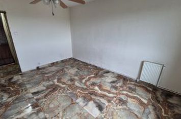 Apartament 2 camere de vanzare 9 MAI - Gorj anunturi imobiliare Gorj