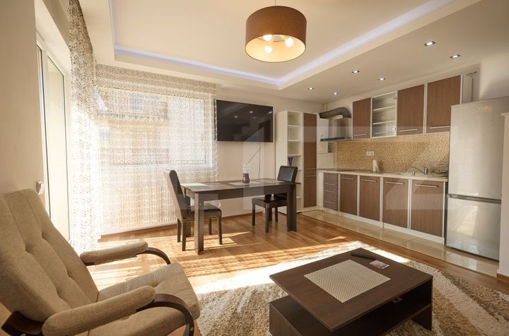 Apartament 3 camere de vanzare FLORESTI - Cluj anunturi imobiliare Cluj