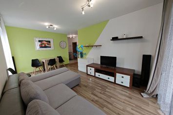 Apartament 2 camere de inchiriat TRACTORUL - Brasov anunturi imobiliare Brasov