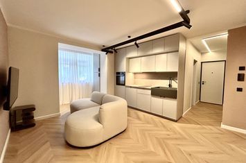 Apartament 3 camere de inchiriat SIBIU - Sibiu anunturi imobiliare Sibiu