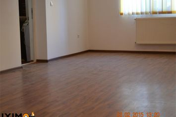 Casă - 4 camere de inchiriat CENTRAL - Bacau anunturi imobiliare Bacau
