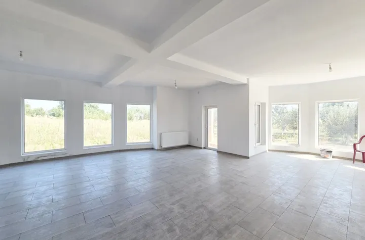 INCHIRIERE VILA P+1 - 245 MP. UTILI- TEREN 1476 MP. - GAESTI anunturi imobiliare Dambovita