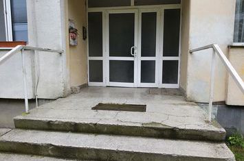 Apartament 2 camere str.Lalelelor Deva anunturi imobiliare Hunedoara