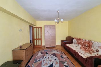 Apartament 3 camere de vanzare ULTRACENTRAL - Bacau anunturi imobiliare Bacau