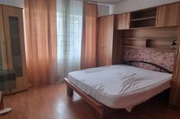Garsonieră, 30 mp, Traian Lalescu, mobilata/utilată. 60 700 E. Com 0 anunturi imobiliare Bihor