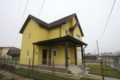 Cea mai ieftină variantă imobiliară: casă de lemn, la cheie