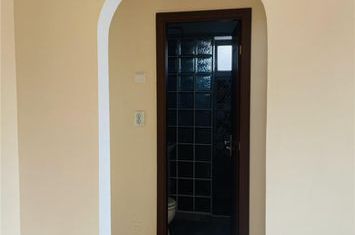 Apartament 2 camere de vanzare TRACTORUL - Brasov anunturi imobiliare Brasov