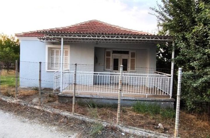 Casă parter 78 mp în Sisamia, teren 620 mp anunturi imobiliare Grecia