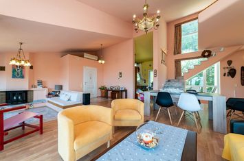 Casă individuală 3 nivele în Zygos, 250 mp, teren 764 mp anunturi imobiliare Grecia