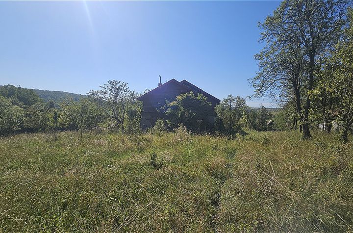 Casă - 4 camere de vanzare PIETROASA - Cluj anunturi imobiliare Cluj