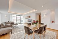 4.400 €, Apartament 4 camere