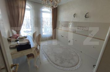 Vilă - 4 camere de vanzare RADAUTI - Suceava anunturi imobiliare Suceava