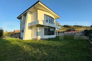 Casă - 4 camere de vanzare SANGEORGIU DE MURES - Mures anunturi imobiliare Mures