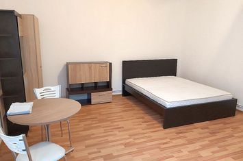 Garsonieră de vanzare GARA GHEORGHENI  - Cluj anunturi imobiliare Cluj