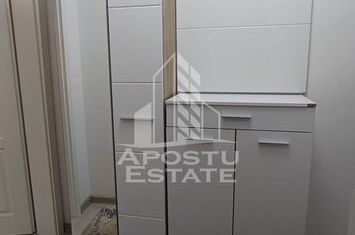 Apartament cu 2 camere, semidecomandat, renovat complet, etajul 1 anunturi imobiliare Timis