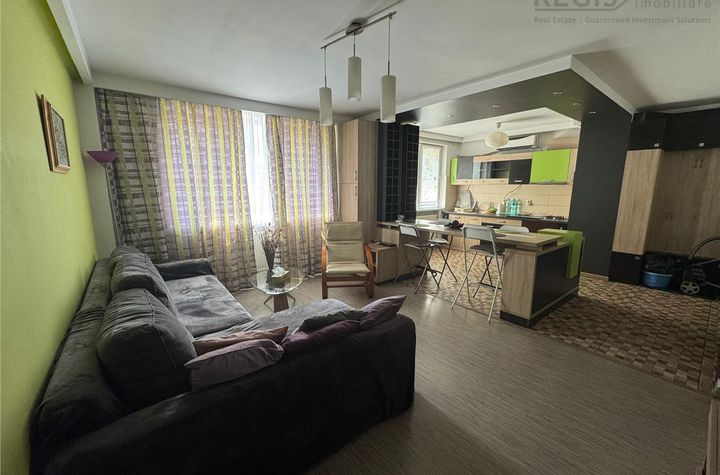 Apartament 3 camere de inchiriat CENTRUL CIVIC - Brasov anunturi imobiliare Brasov