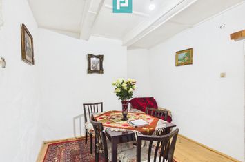 Casă cu 2 corpuri și 4 camere în Tauț anunturi imobiliare Arad