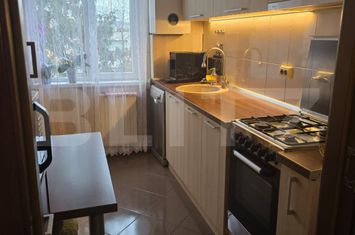 Apartament 4 camere de vanzare CLUJ-NAPOCA - Cluj anunturi imobiliare Cluj