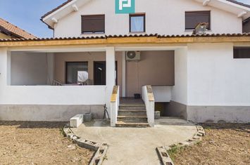 Vilă cu 4 camere in Livada anunturi imobiliare Arad