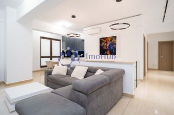 Penthouse exclusivist ultracentral, 220 mp, lift privat, comision 0! anunturi imobiliare Iasi