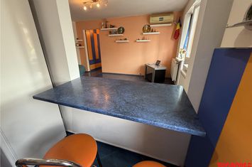 Apartament 3 camere de vanzare STEFAN CEL MARE - Bacau anunturi imobiliare Bacau