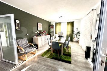 Vilă - 8 camere de vanzare ALBA IULIA - Alba anunturi imobiliare Alba