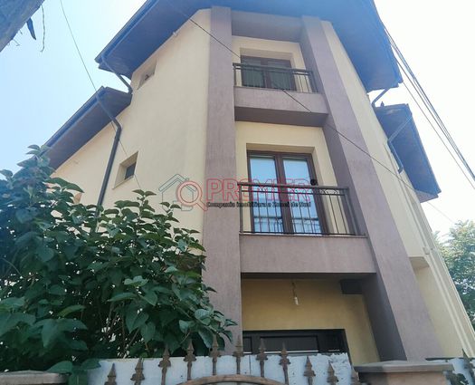 Vilă 7 cam Baicului, 266 mp, P+2+M