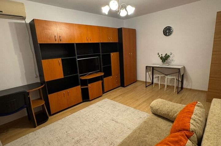 Inchiriez apartament 2 camere zona Drumul Taberei, Str. Râul Doamnei, renovat si igienizat, langa metrou Râul Doamnei. anunturi imobiliare Bucuresti