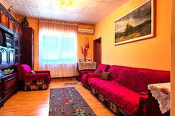 Apartament 3 camere de vanzare 1 MAI - Bucuresti anunturi imobiliare Bucuresti