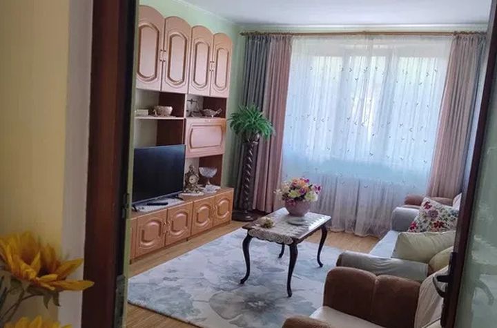 Apartament 3 camere de vanzare NOUA - Brasov anunturi imobiliare Brasov