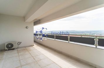 Penthouse Exclusivist · 4 camere · Terasă panoramică anunturi imobiliare Iasi