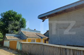 Casă - 4 camere de vanzare SUCEAVA - Suceava anunturi imobiliare Suceava