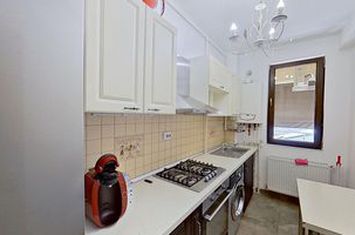 Garsonieră mobilată, utilată, centrală proprie, Sema Parc, Metrou Crangasi anunturi imobiliare Bucuresti