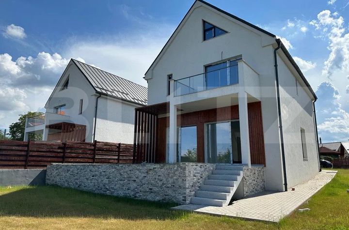 Vilă - 6 camere de vanzare FELEACU - Cluj anunturi imobiliare Cluj