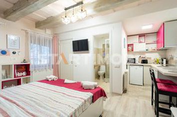 Garsoniera la casa centrul istoric anunturi imobiliare Brasov