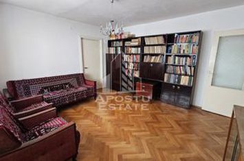 Apartament cu 3 camere, decomantat, etajul 2 , zona Spitalul Judetean anunturi imobiliare Timis