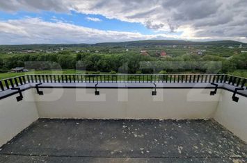Vilă - 5 camere de vanzare CHINTENI - Cluj anunturi imobiliare Cluj
