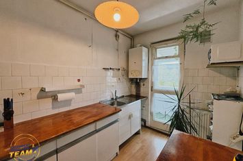 Apartament 2 camere de vanzare FLORILOR - Brasov anunturi imobiliare Brasov