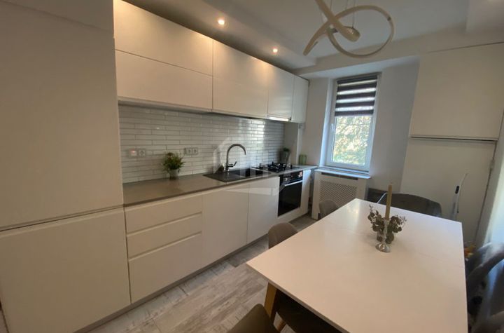 Apartament 2 camere de vanzare CLUJ-NAPOCA - Cluj anunturi imobiliare Cluj