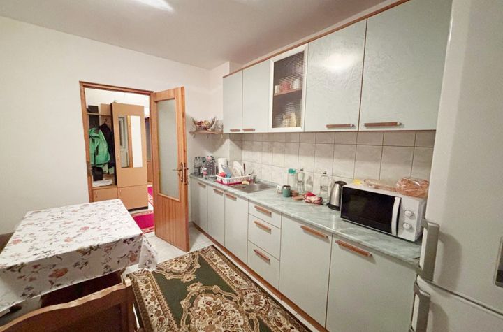 Apartament 3 camere de vanzare TIMISOARA - Timis anunturi imobiliare Timis