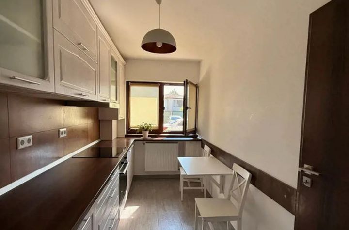 Apartament 2 camere de vanzare BARTOLOMEU - Brasov anunturi imobiliare Brasov