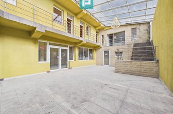 Pensiune D+P+E+M, Calea Iuliu Maniu. anunturi imobiliare Arad