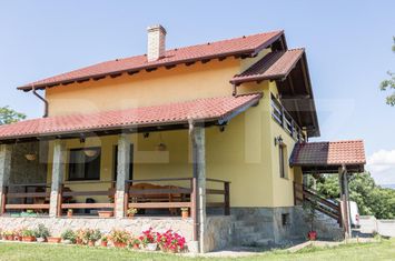 Vilă - 6 camere de vanzare ALBA IULIA - Alba anunturi imobiliare Alba