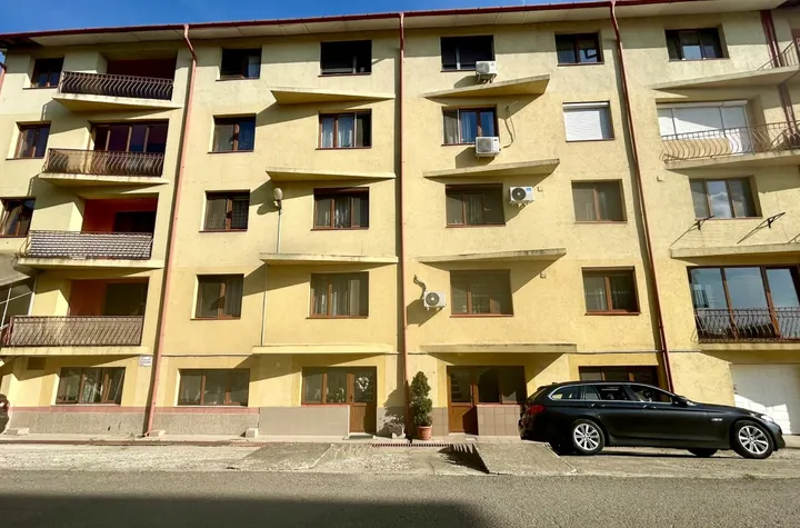 Apartament 3 camere de vanzare ONCEA - Bihor anunturi imobiliare Bihor